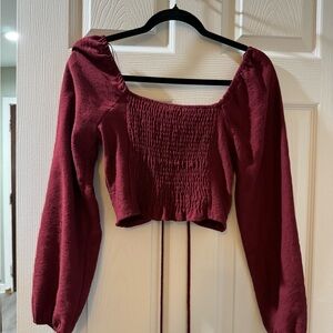 Cute long sleeve crop top